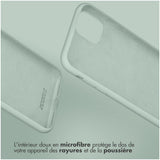 Accezz Liquid Silicone Backcover iPhone 15 Lichtblauw