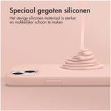 Accezz Liquid Silicone Backcover iPhone 15 Pro Max Roze