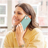 Accezz Liquid Silicone Backcover met MagSafe iPhone 16 Pro Donkergroen