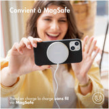 Accezz Liquid Silicone Backcover met MagSafe iPhone 16 Pro Zwart